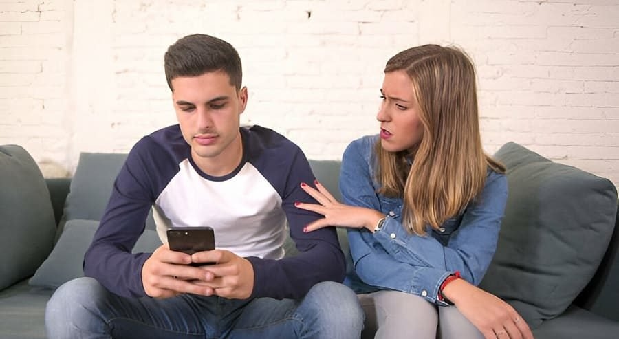 Don’t Take Divorce Advice From Social Media
